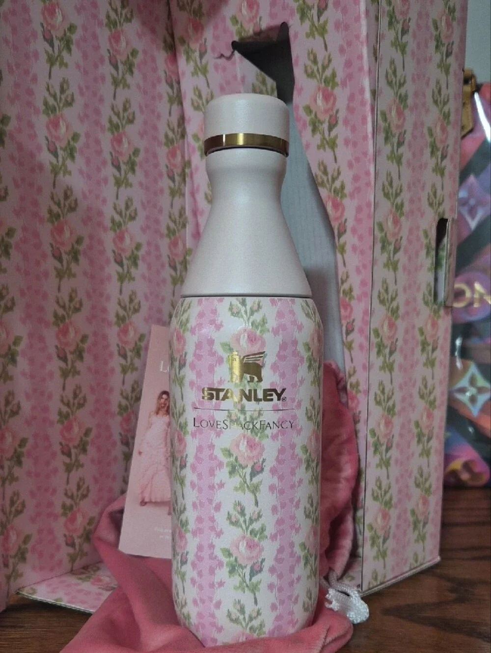 Stanley All Day Slim Bottle Love Shack Fancy Floral - Picture 3 of 9